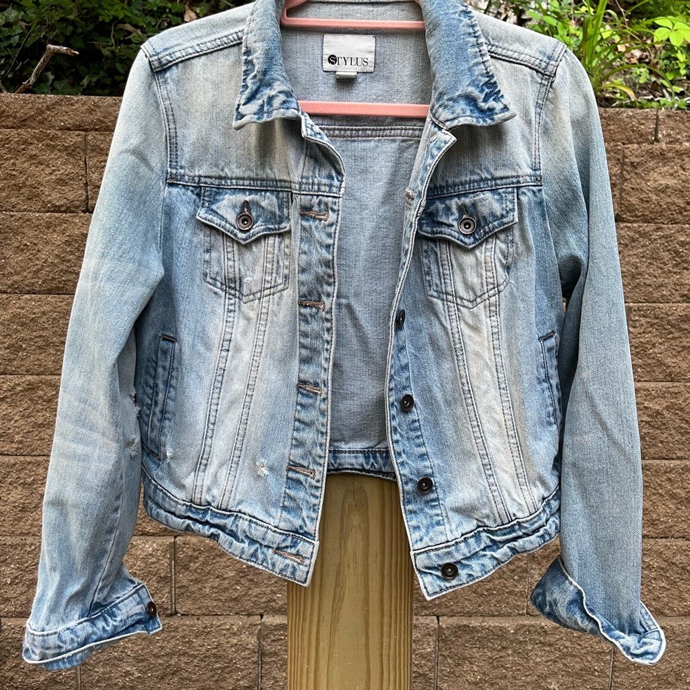 STYLUS Blue Jean Jacket Distressed